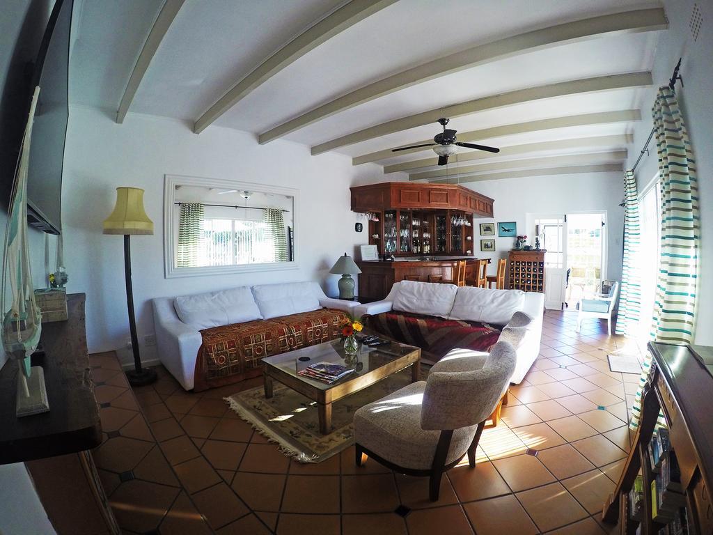 Paradiso & Self-catering Guest house Cape Town