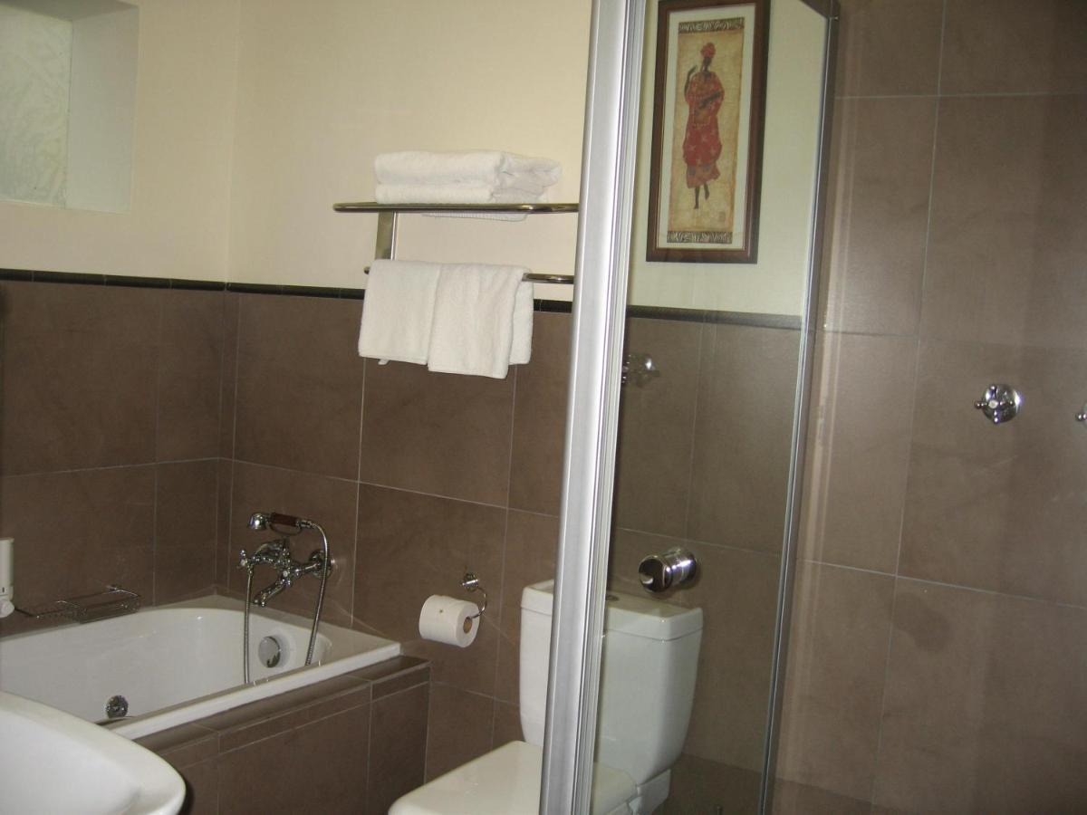 Paradiso & Self-catering Guest house Cape Town