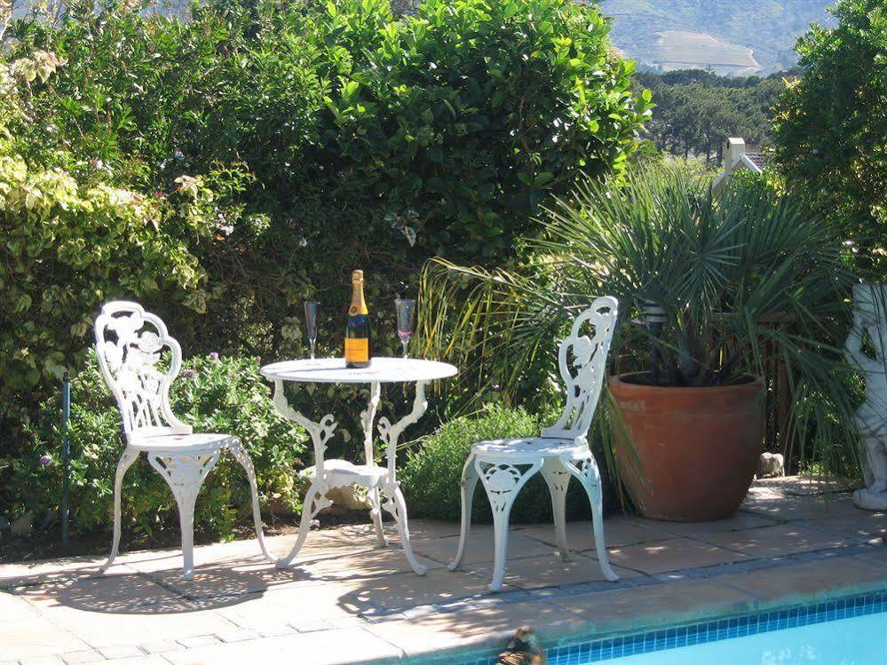 Paradiso & Self-catering